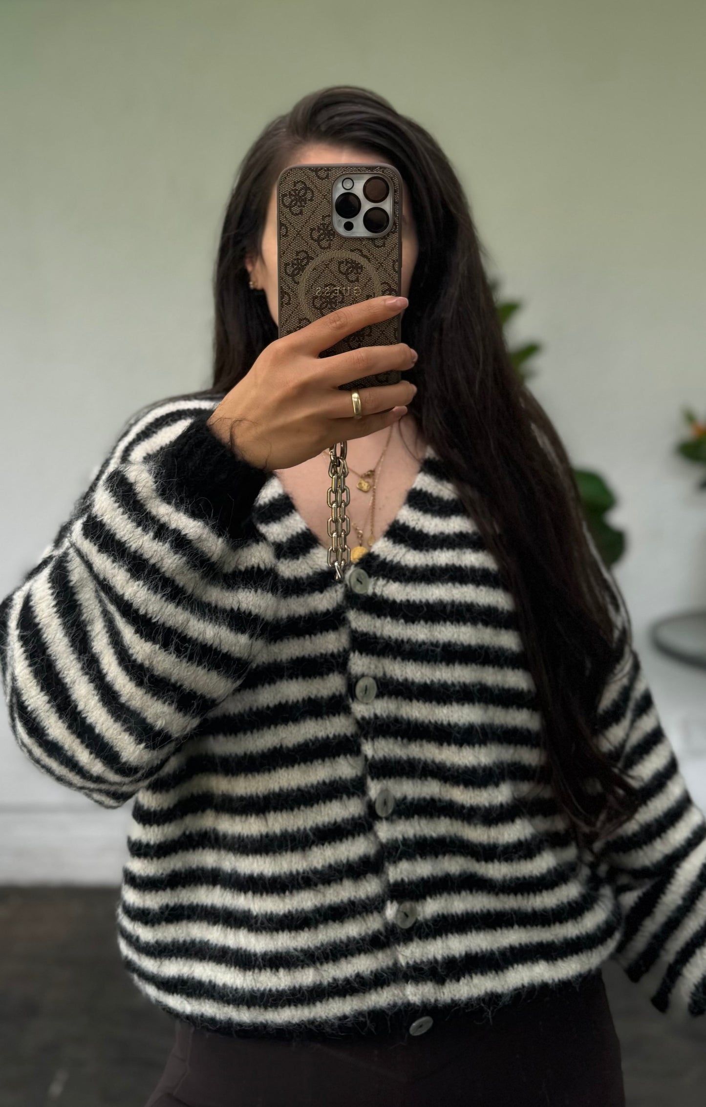 Gestreifter Cardigan schwarz