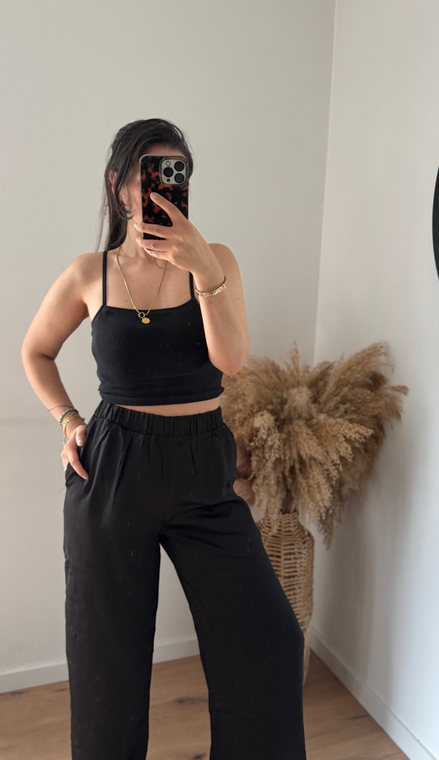 Leichte Satinhose