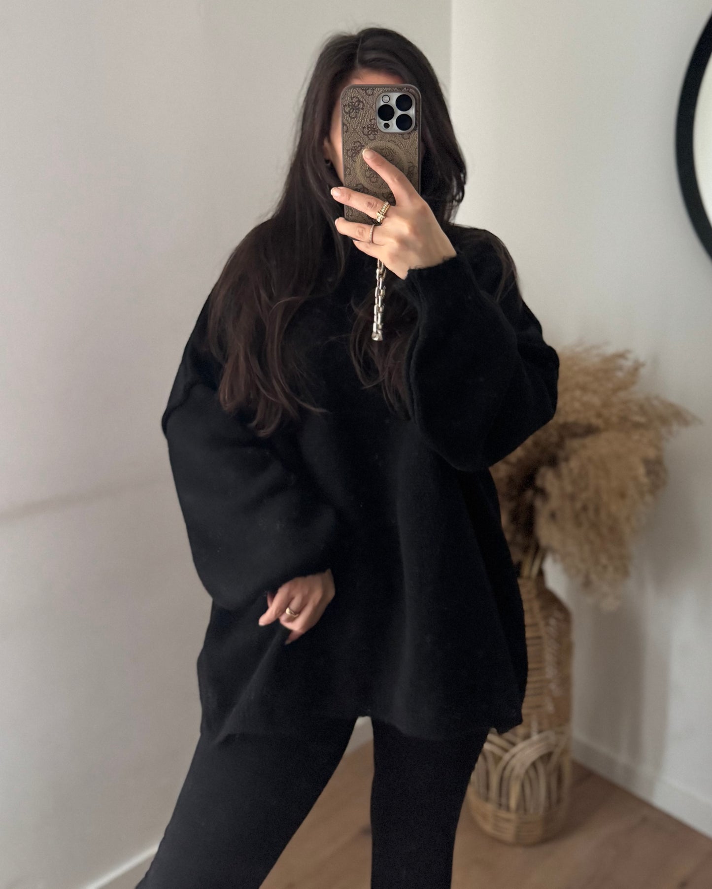 Cute Basic Pullover Black