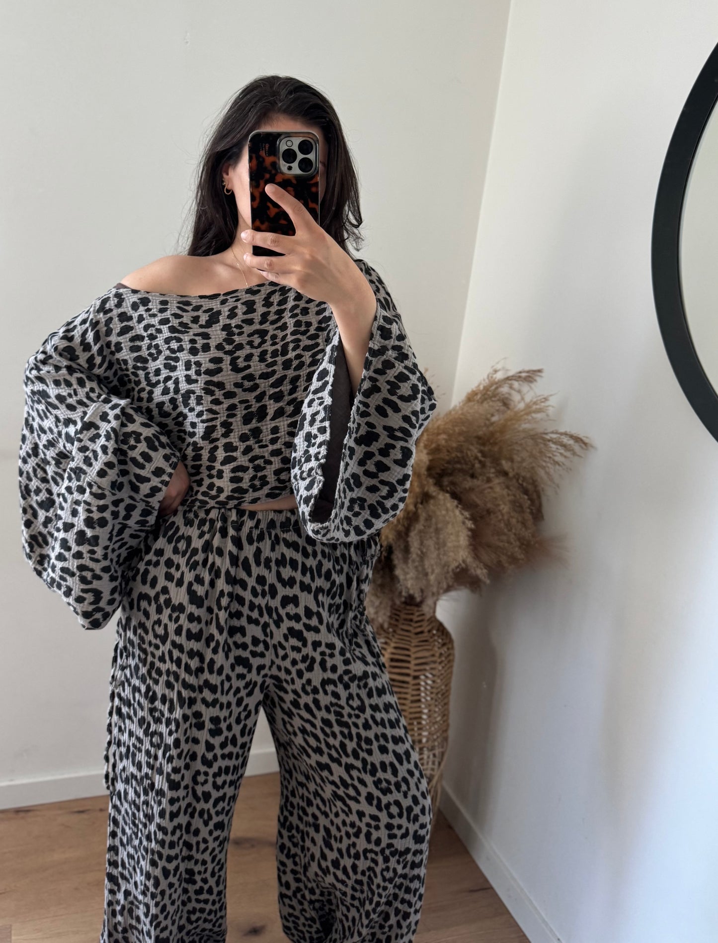 Musselin Hose zum binden Leo taupe