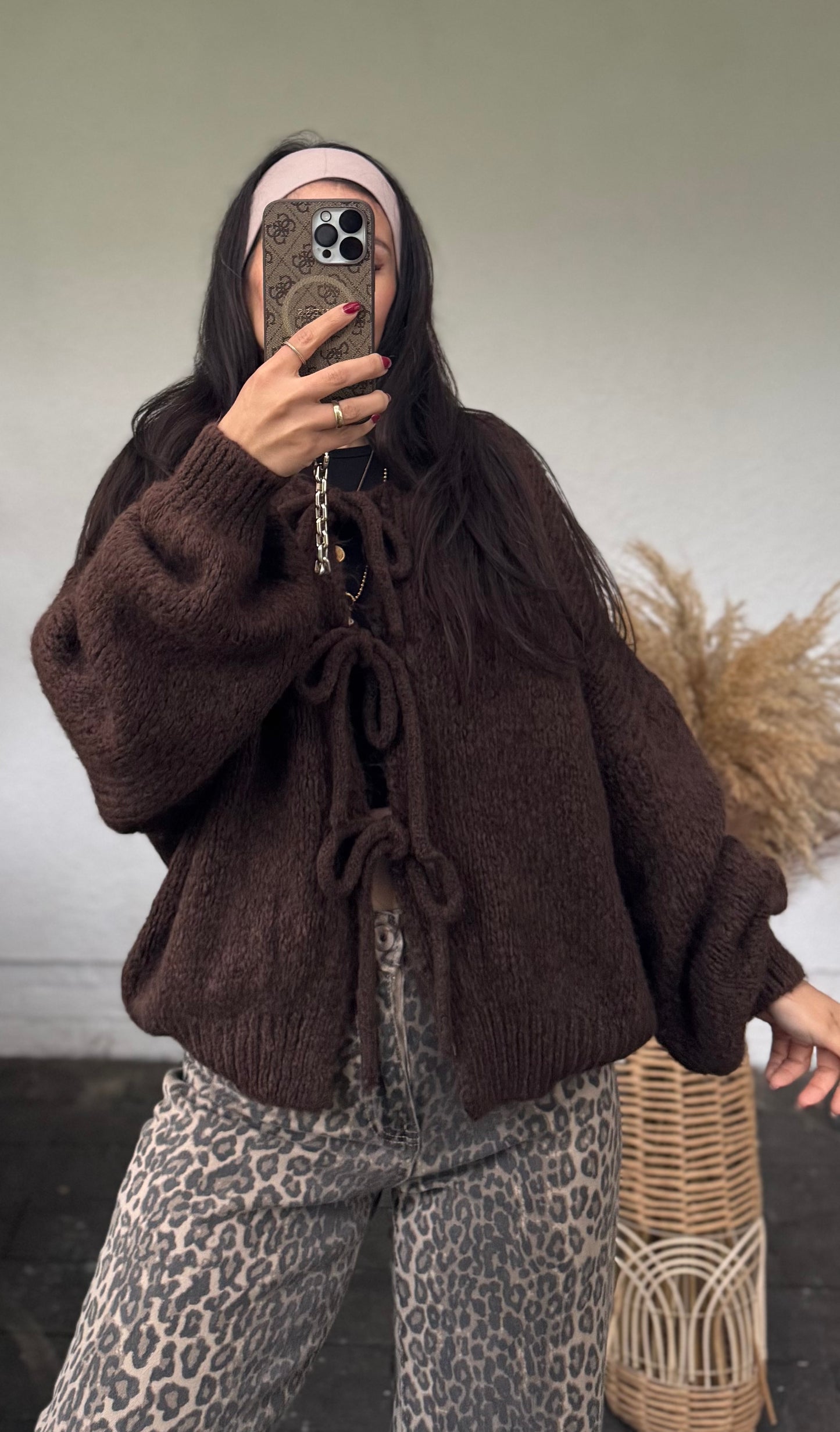 Triple Bow Cardigan braun