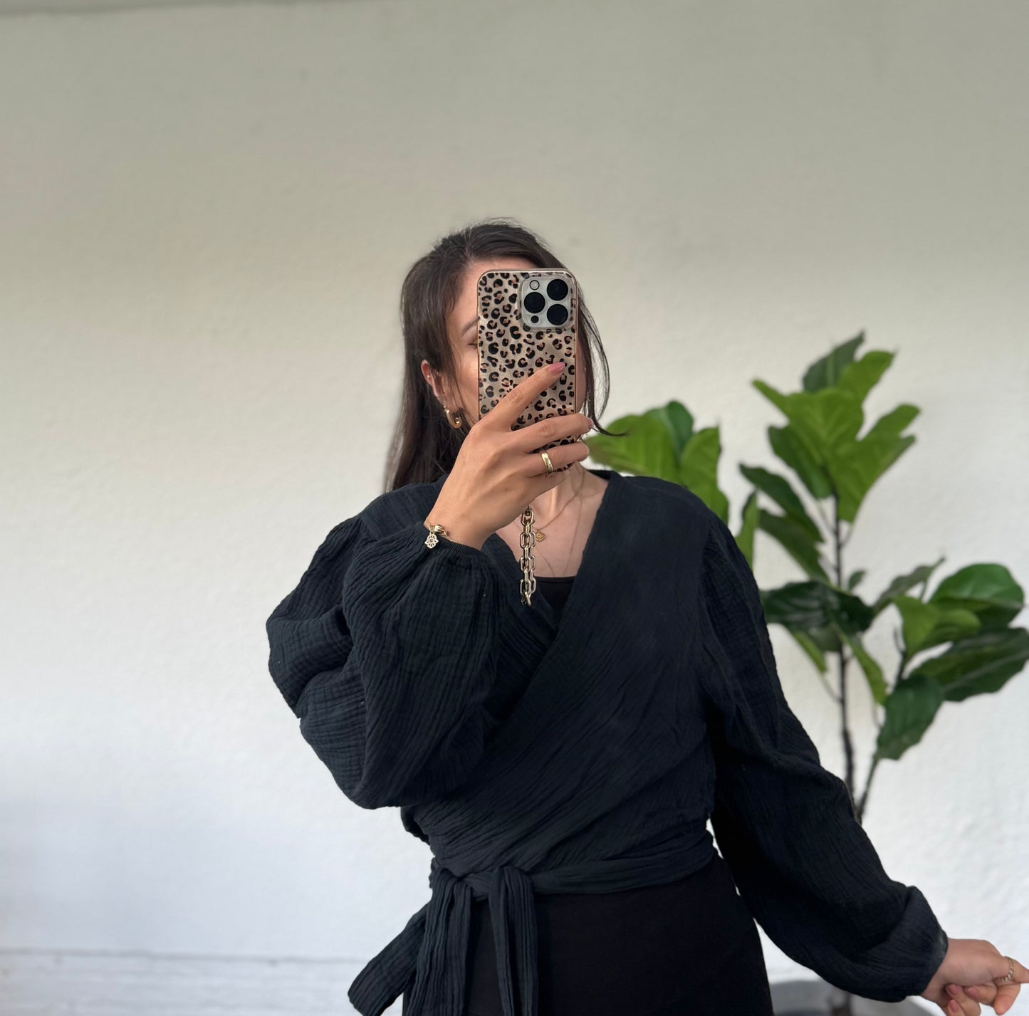 Wickelcrop Musselin Bluse LİVARA schwarz