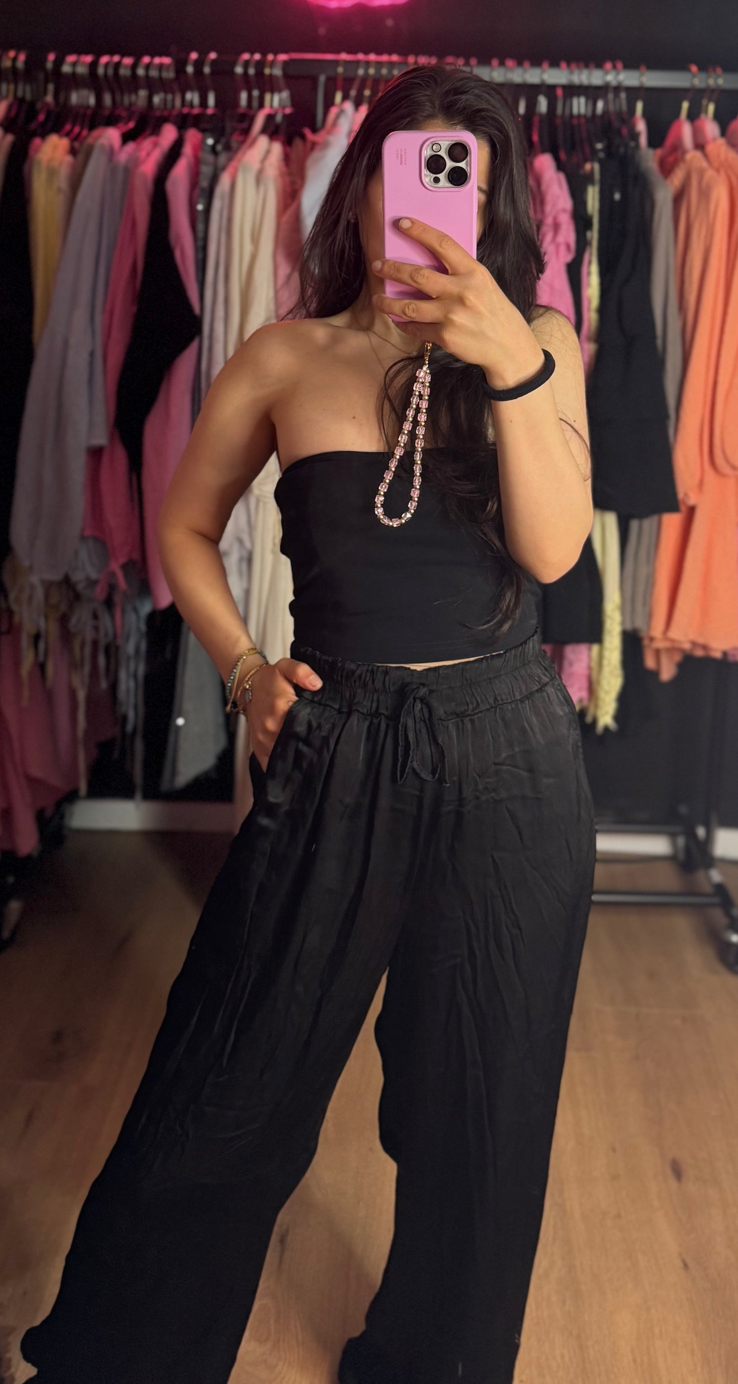 Lange Satinhose black