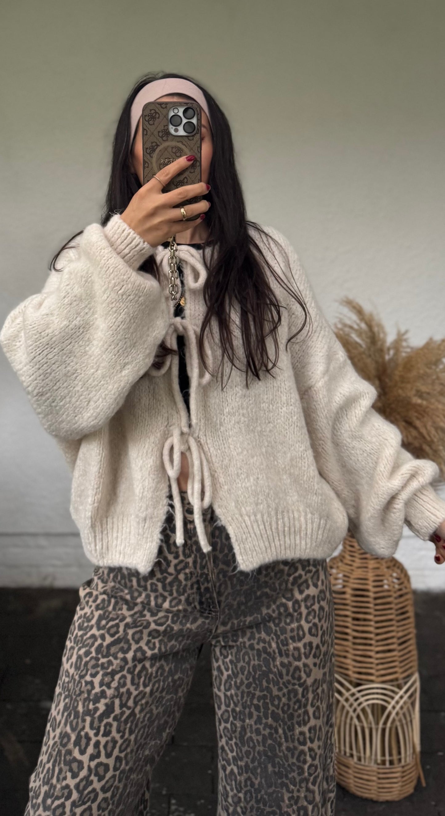 Triple Bow Cardigan beige