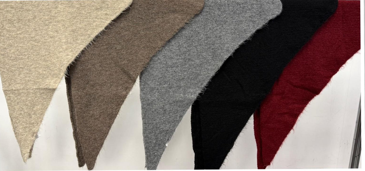 Dreieck Schal versch. Farben