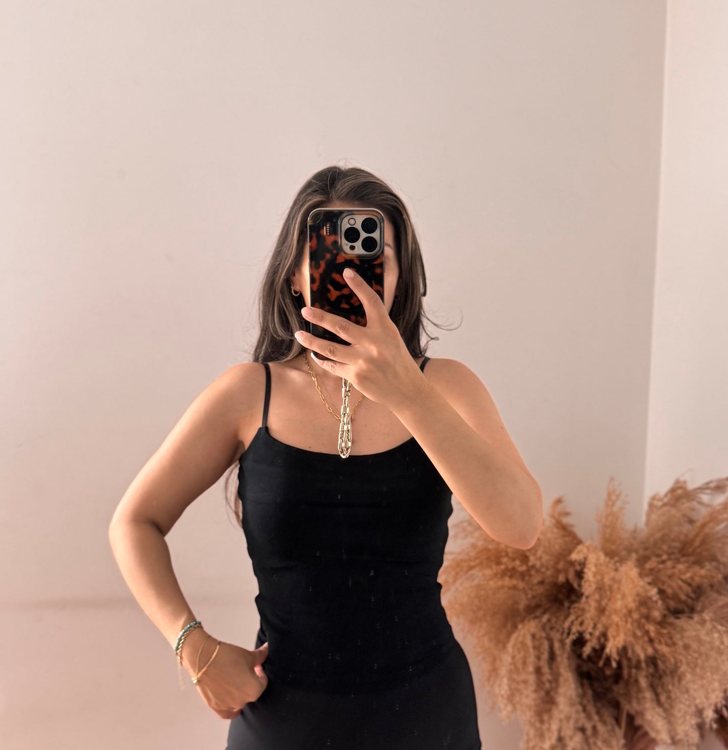 Basic line top schwarz