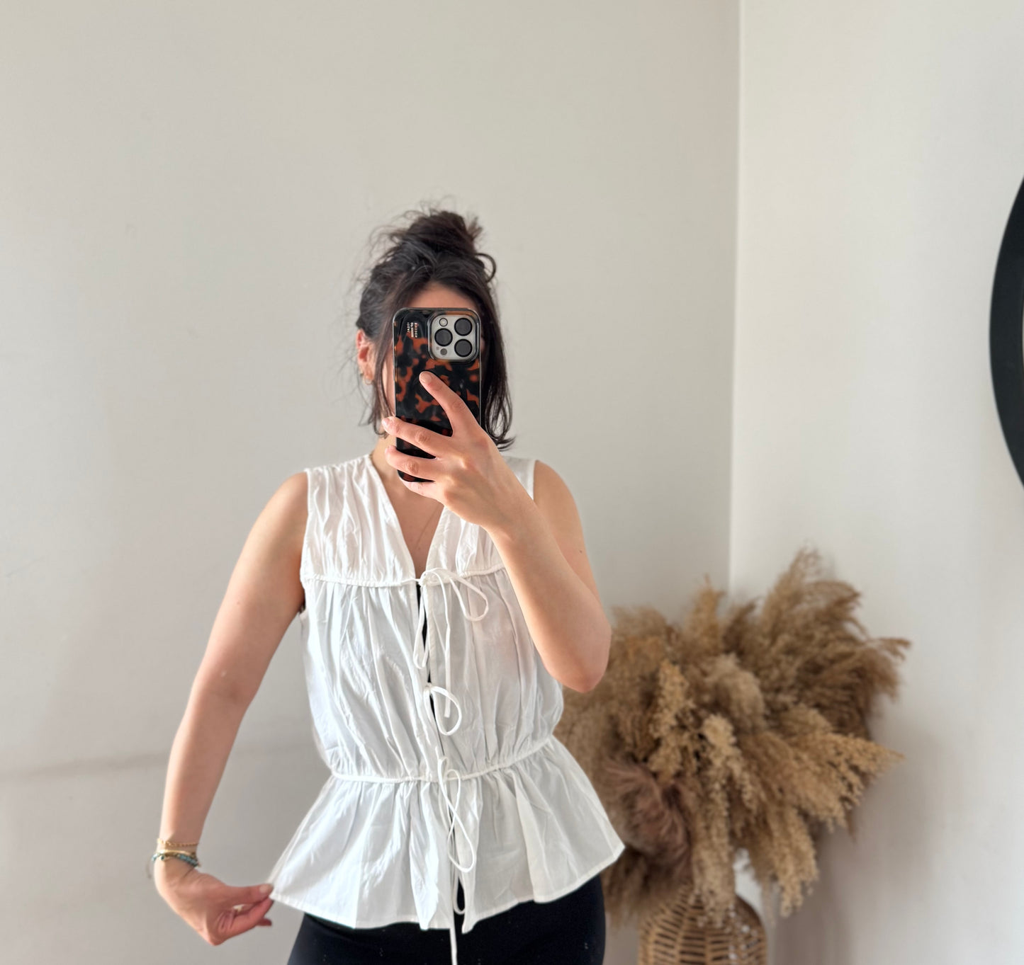 Tailliertes Baumwoll Shirt mit Schnüren