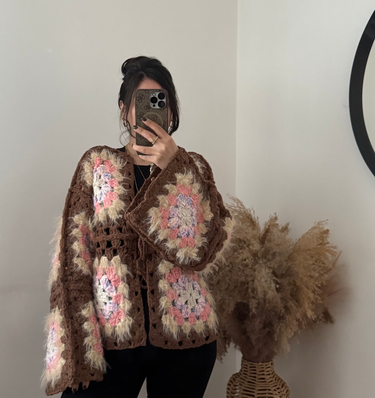 Soft Bloom Häkeljacke