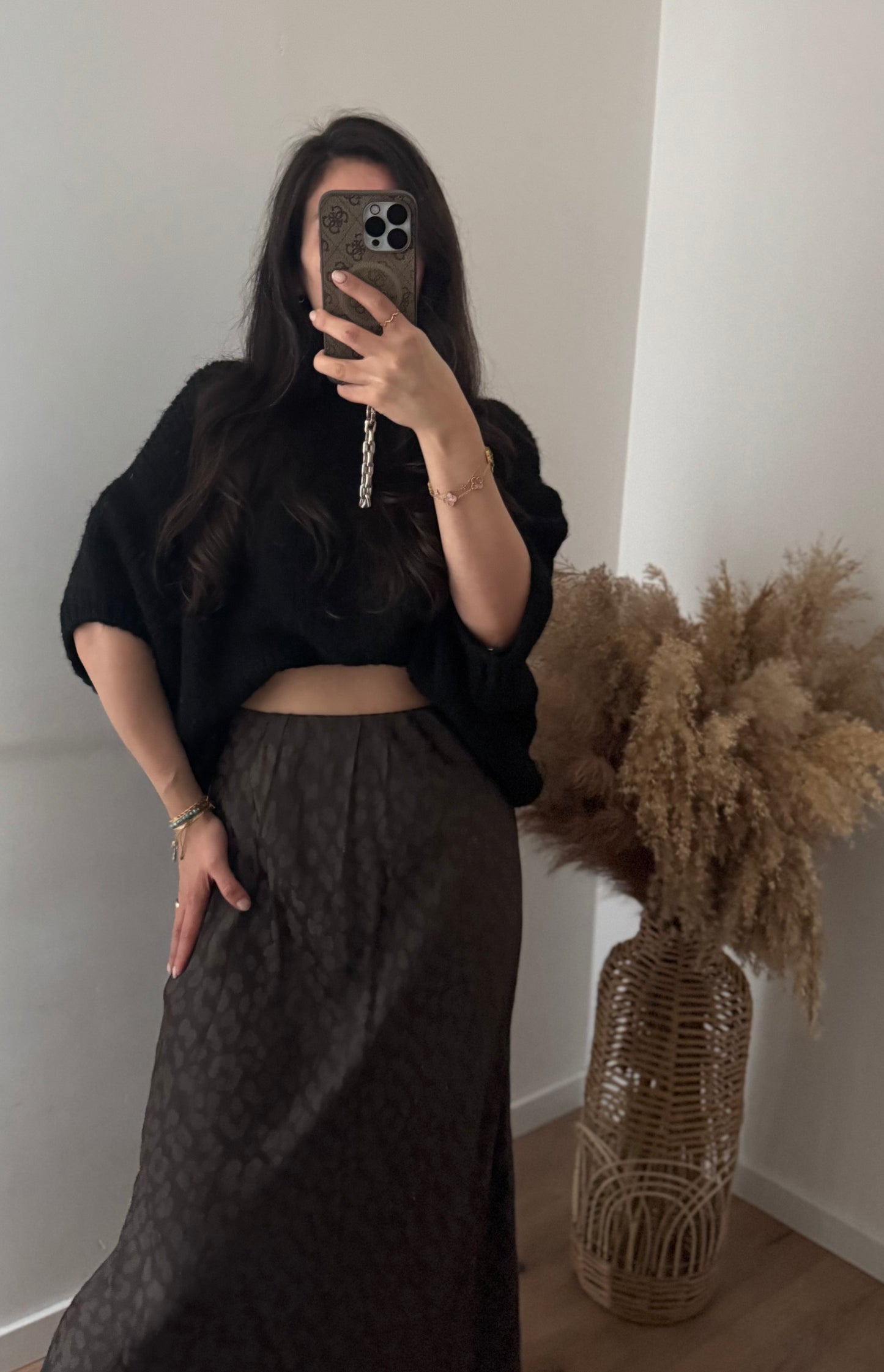 Satinoptik Leo Rock dunkel