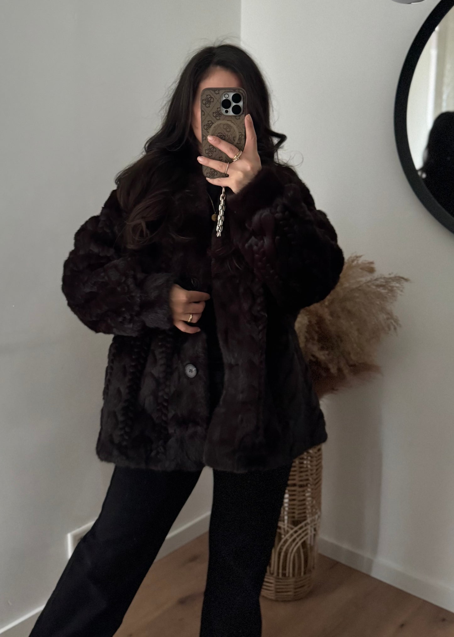 Luxe Fellmantel ohne Kragen dunkelbraun