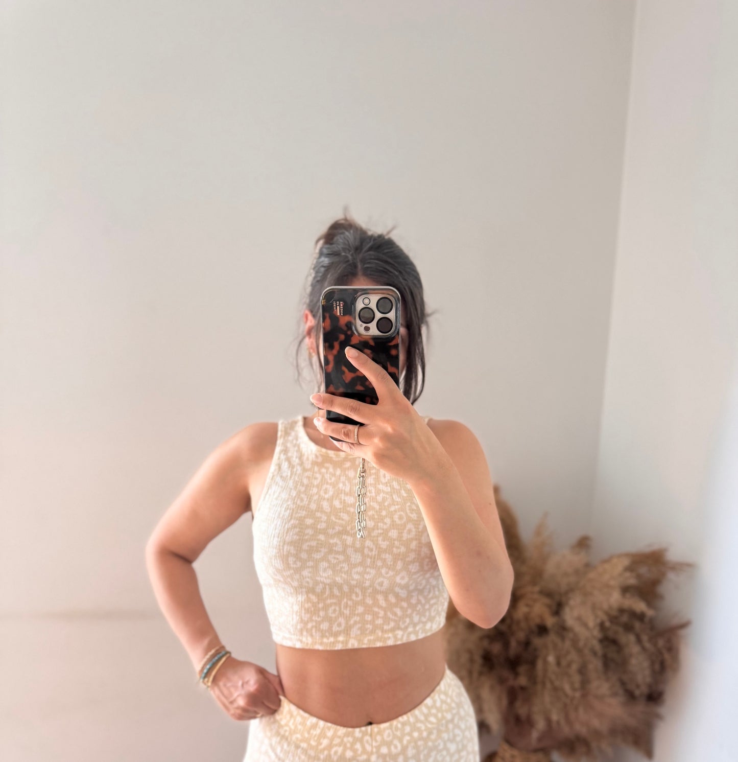 Leo Krepp crop top hell