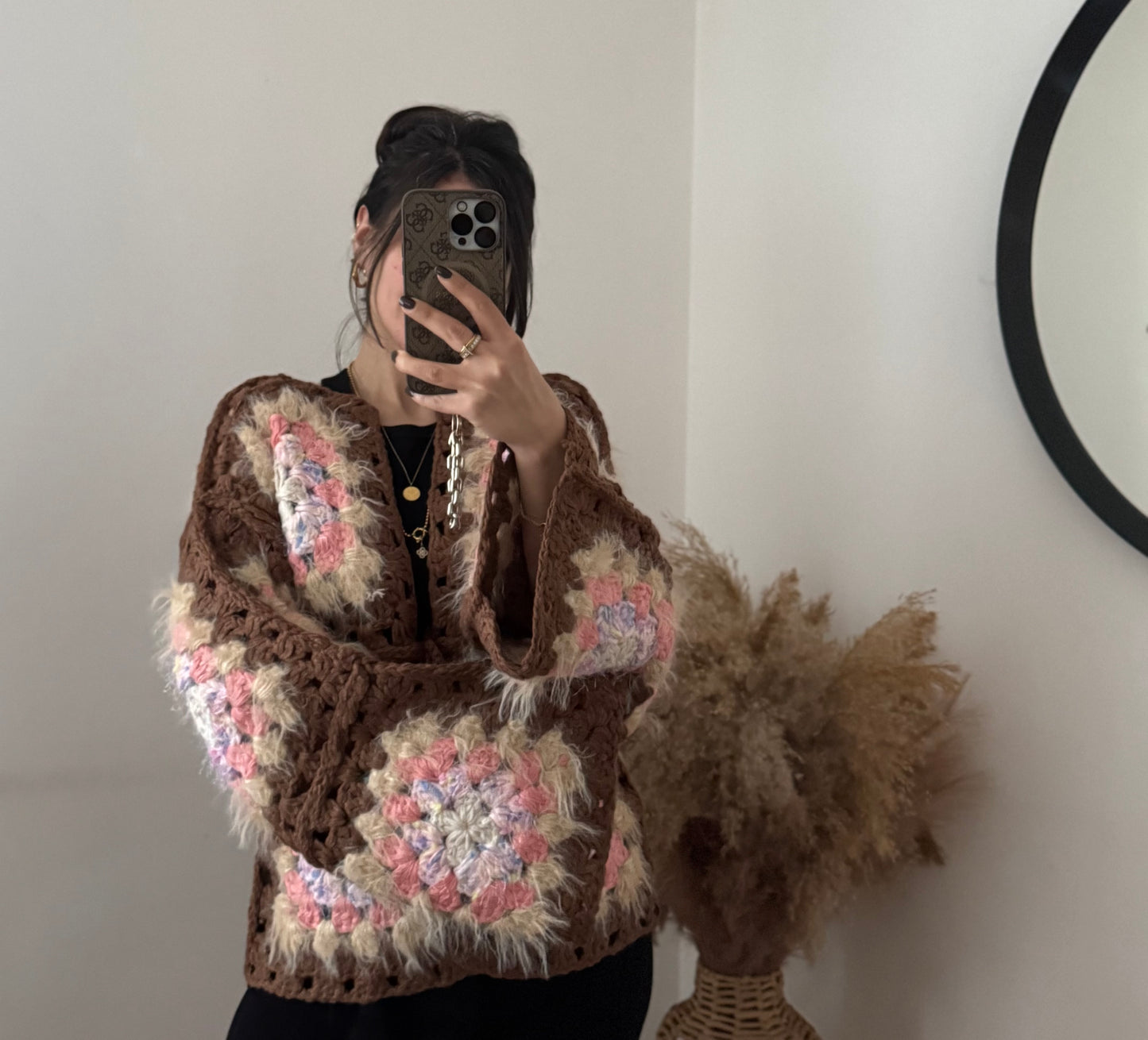 Soft Bloom Häkeljacke