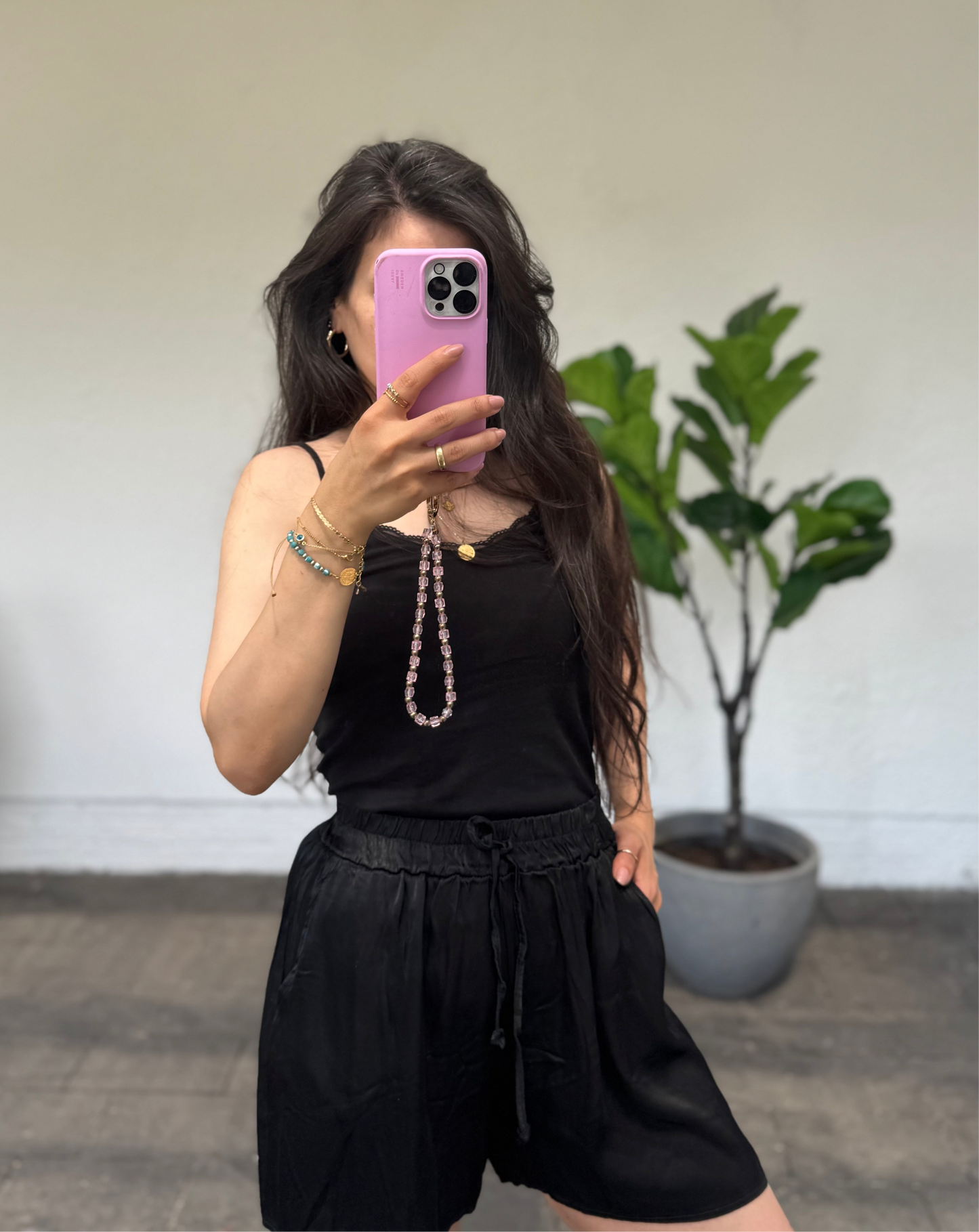 Satinshorts versch. Farben