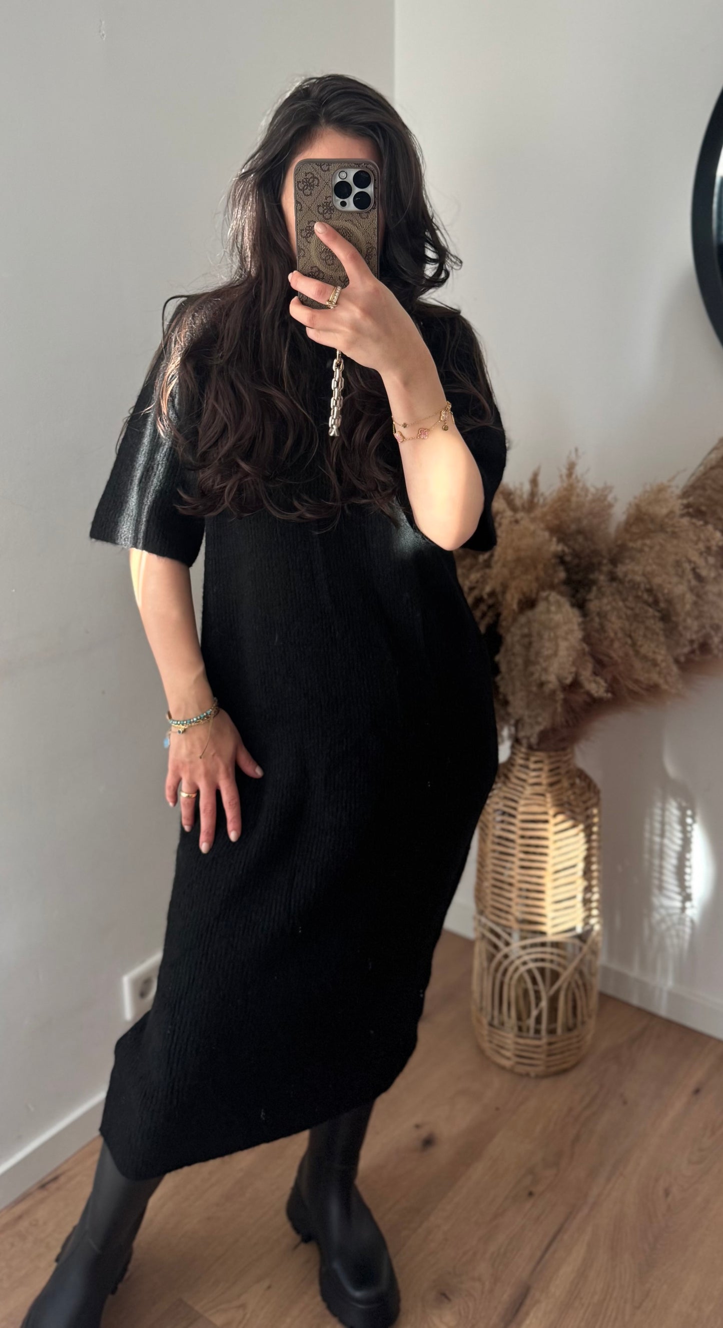 Midarm Kleid schwarz