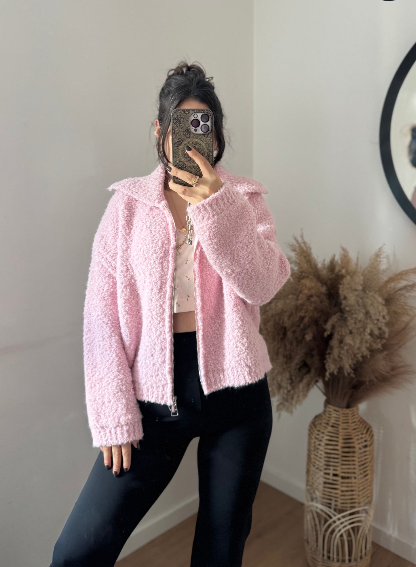 Boucle Strickjacke mit Kragen rosa
