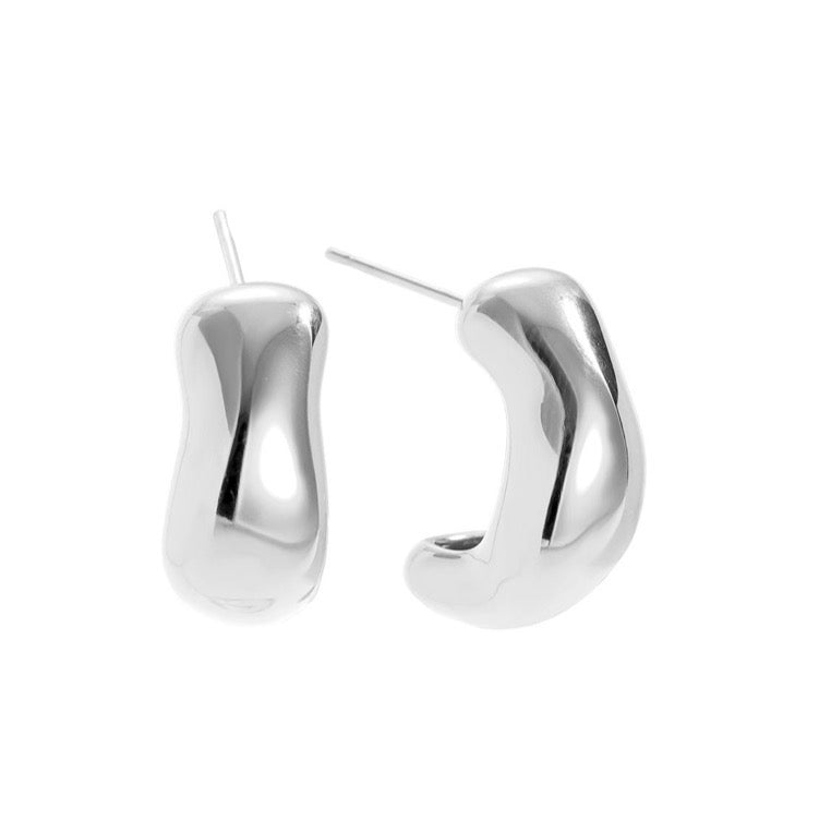 Wavy hoop Ohrring Silber