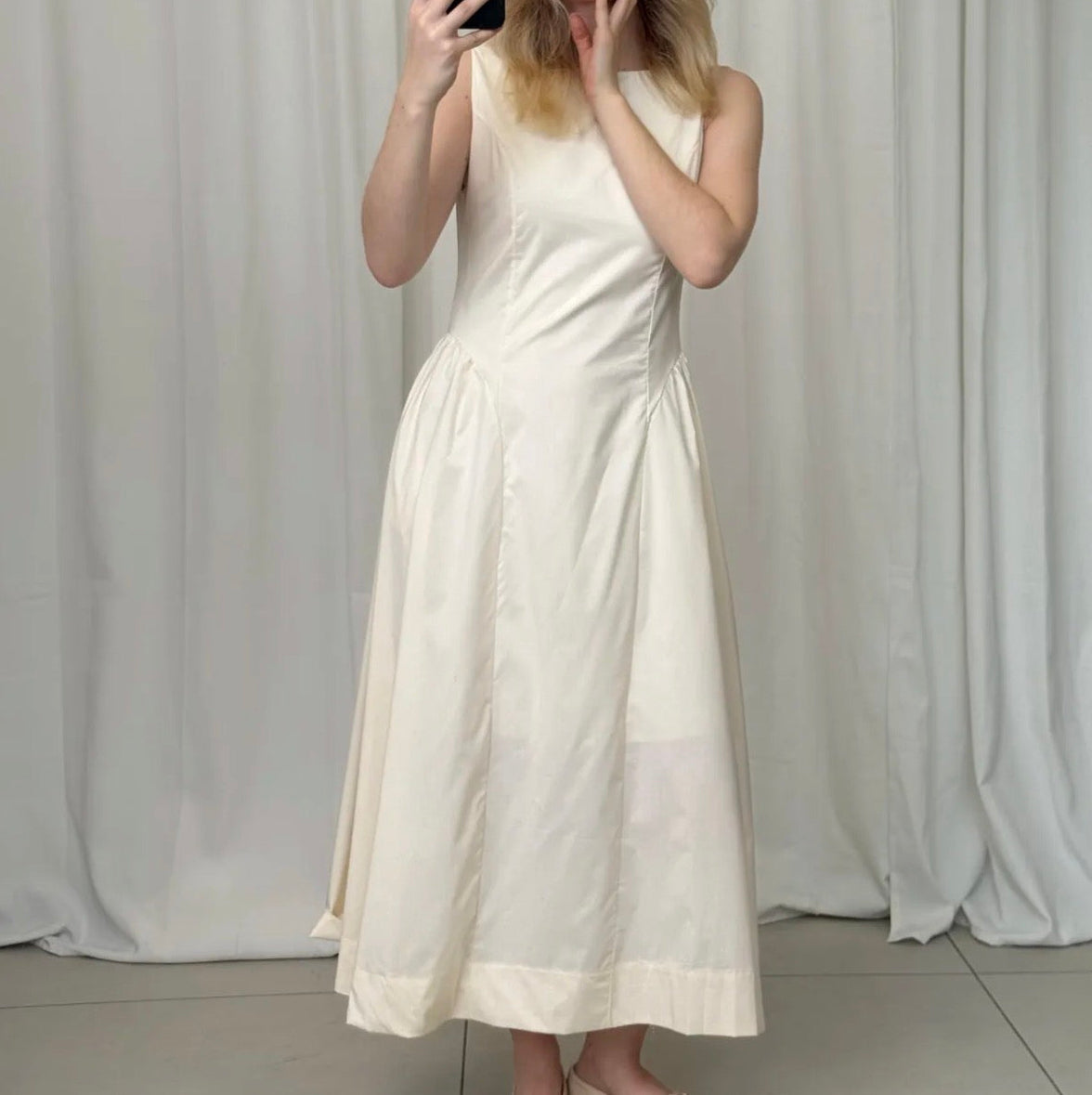Old Money dress ecru
