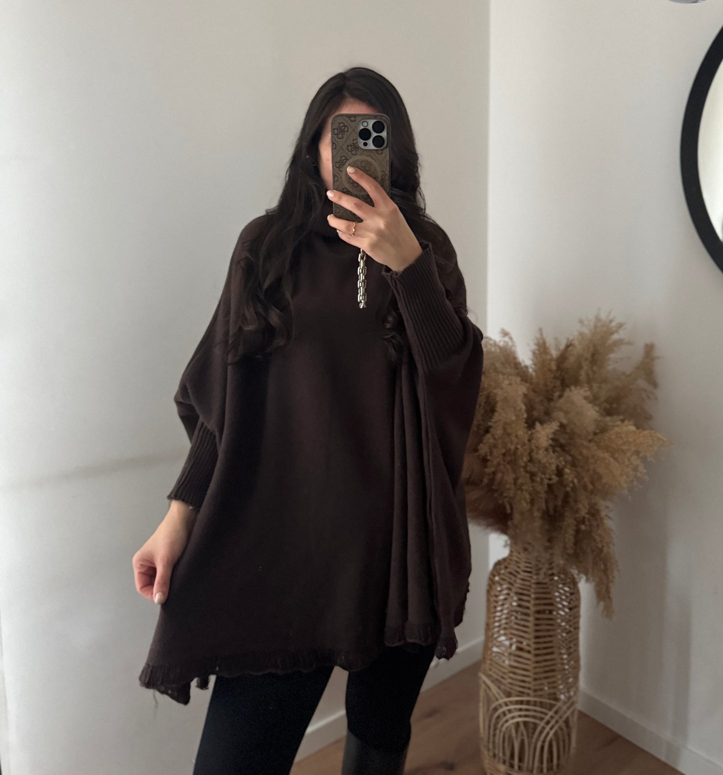 Basic Pullover mit Rüschensaum dunkelbraun