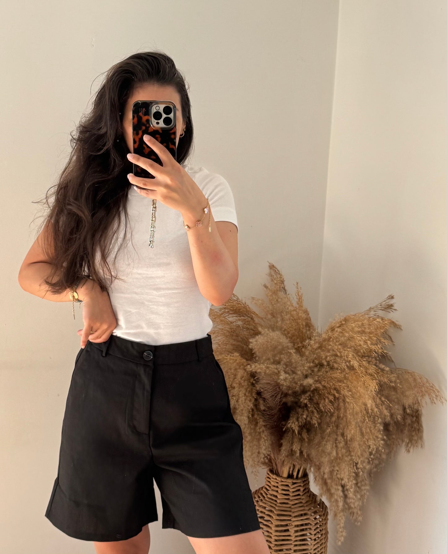 Basic line essential Shorts black