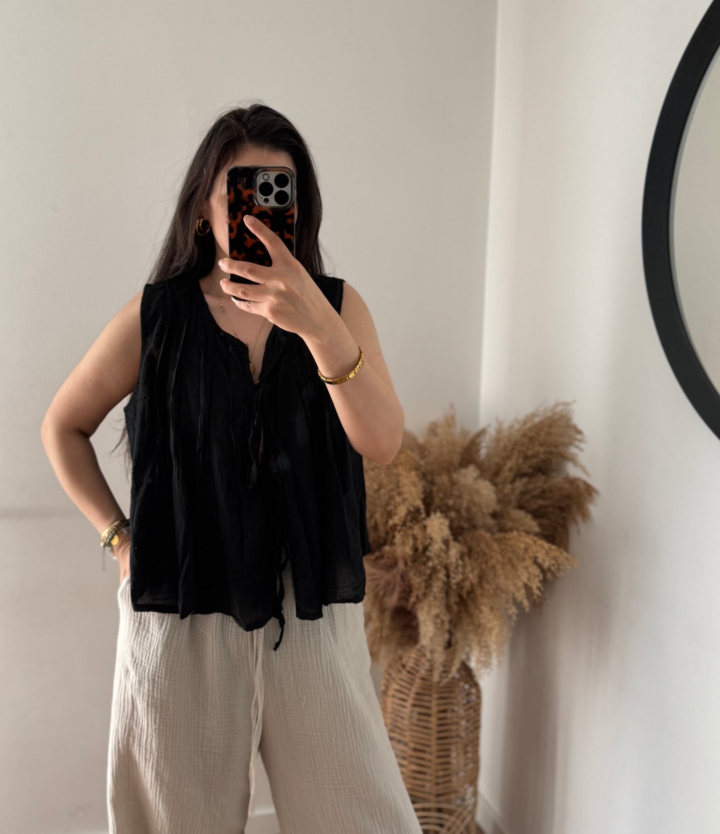 Noir Breeze Bluse