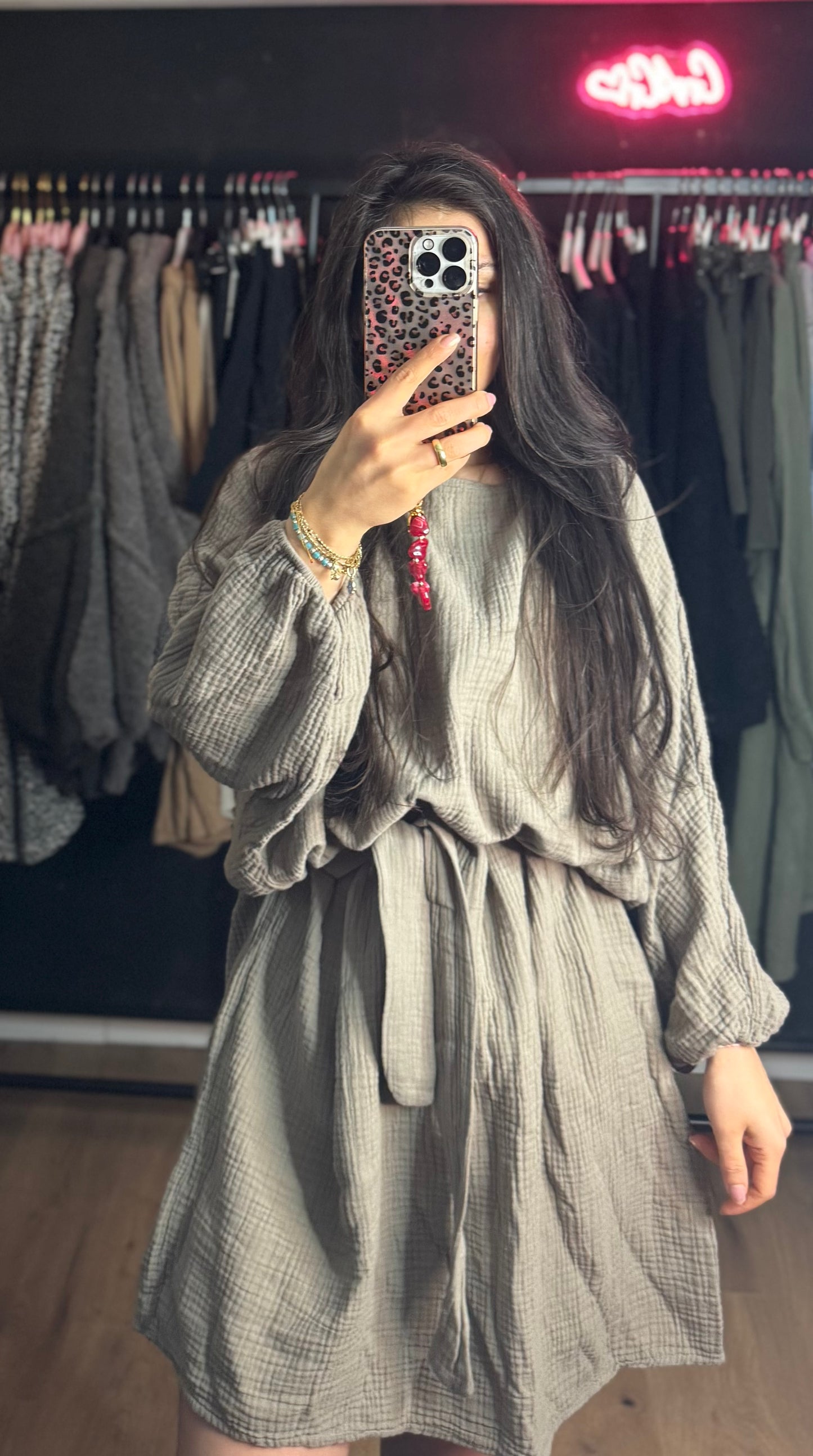 Musselinkleid taupe kurz