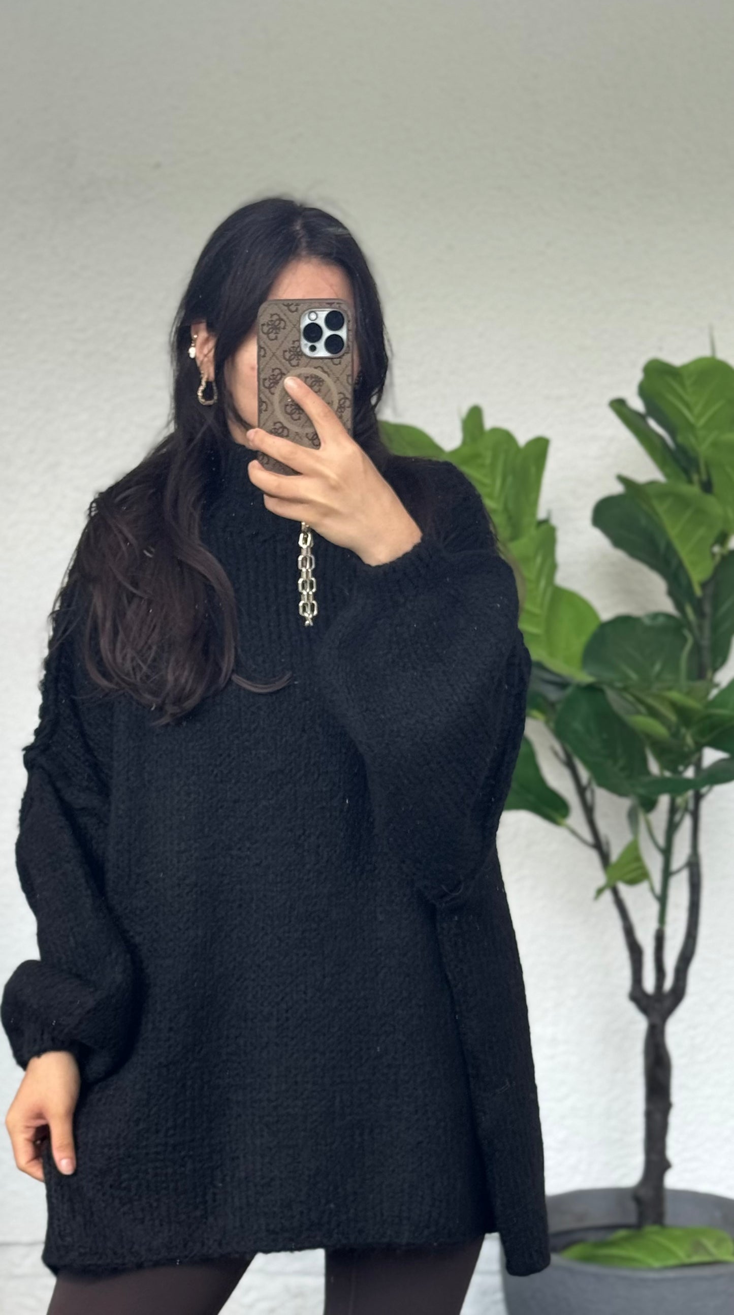 Curvy Lelly Pullover schwarz