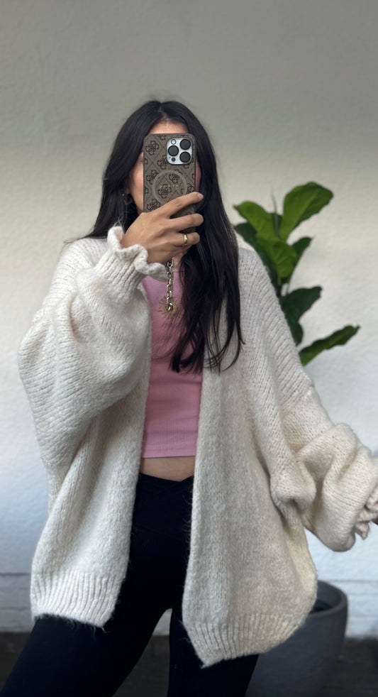 Cardigan mit Rüschenärmeln Ecru