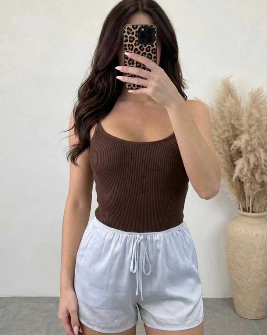 Basic ripp Body braun