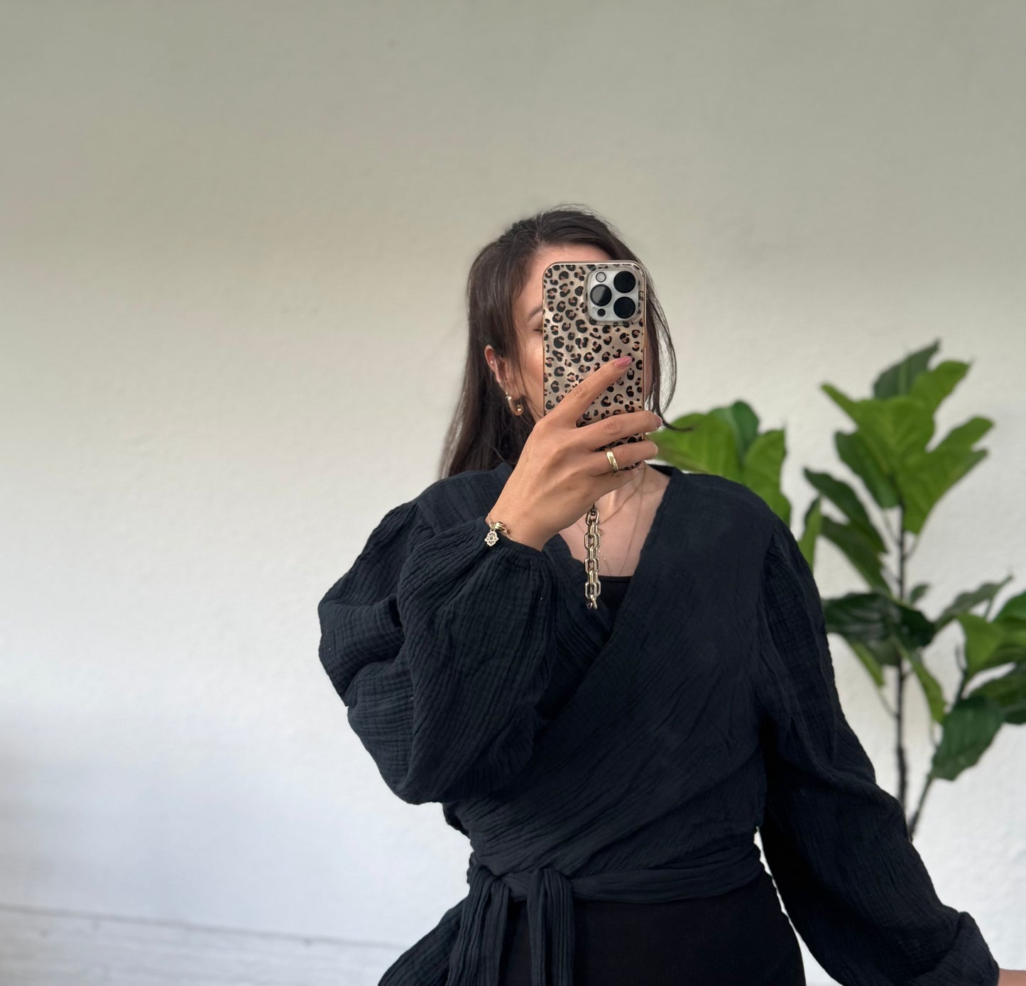 Wickelcrop Musselin Bluse LİVARA schwarz