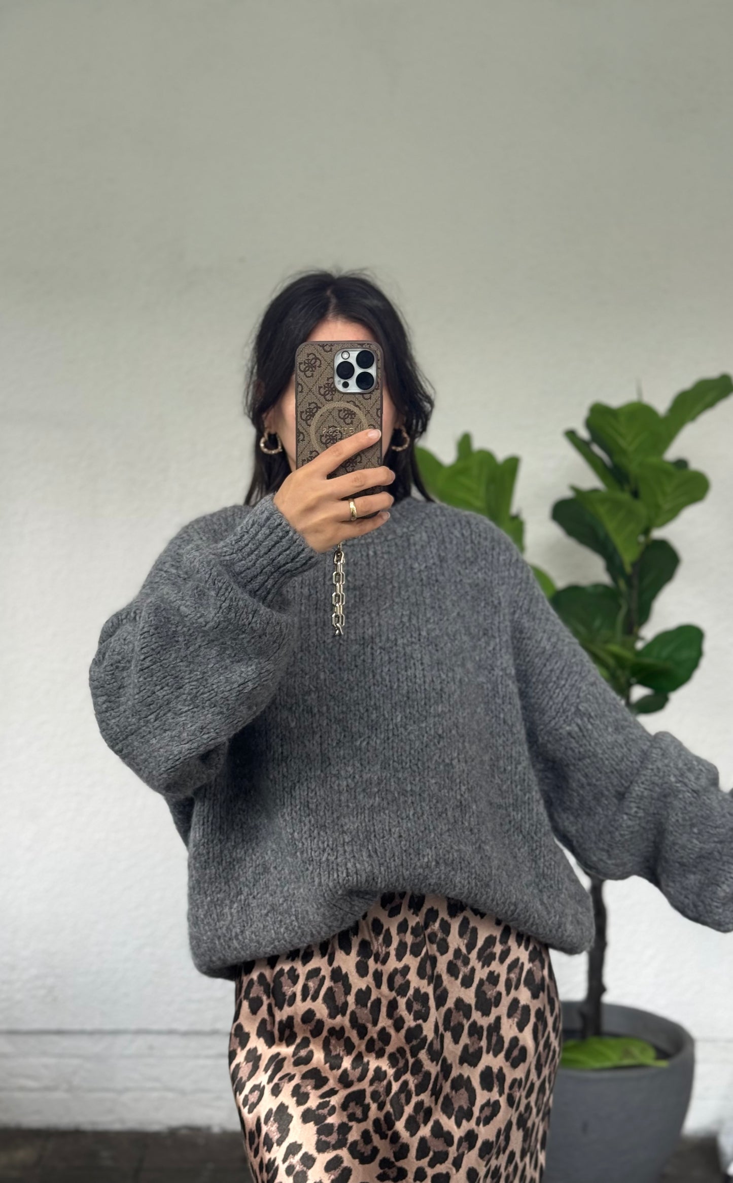 Kelly Rundhals Pullover dunkelgrau