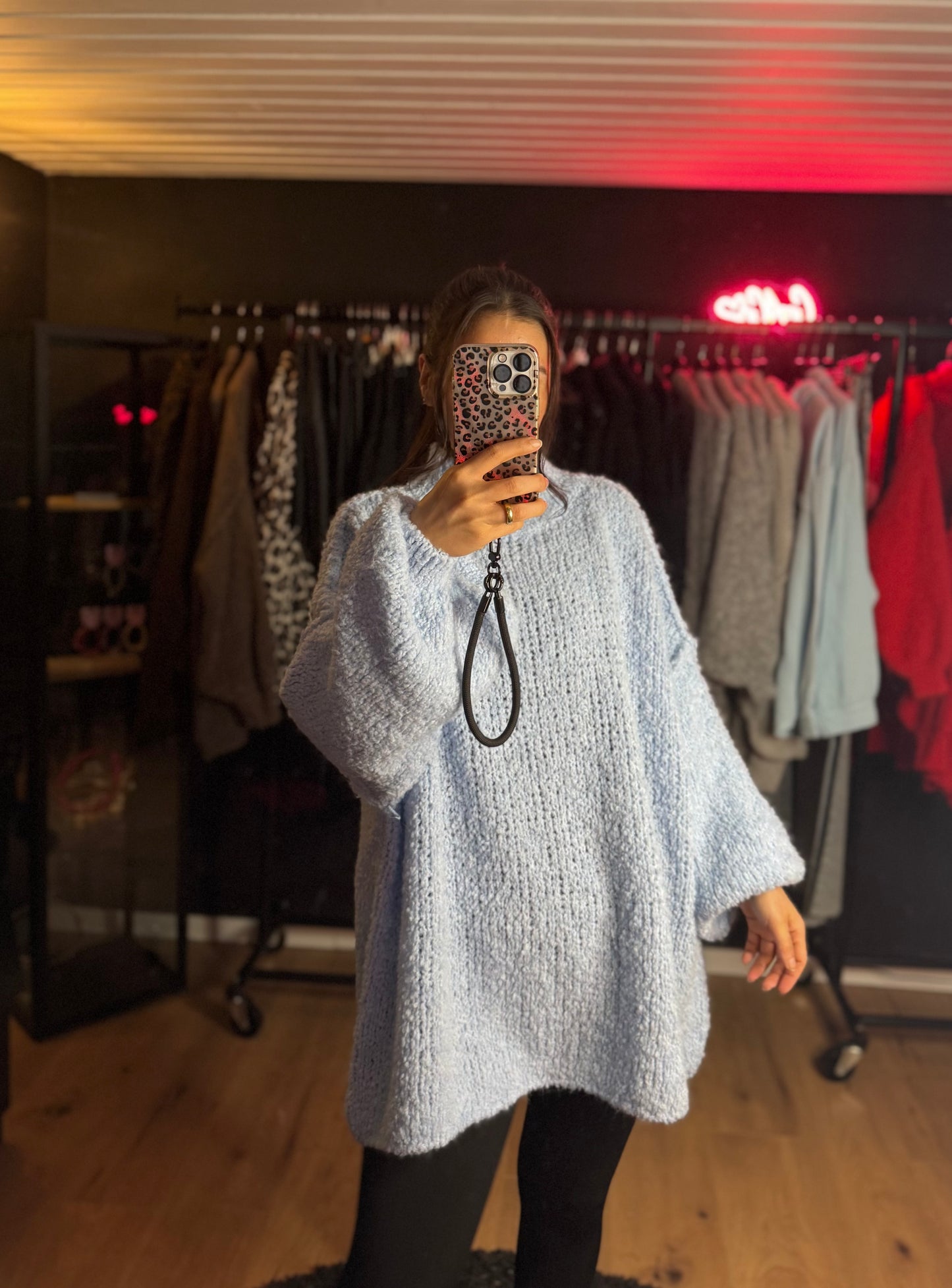 Boucle Pullover Lelly Babyblau